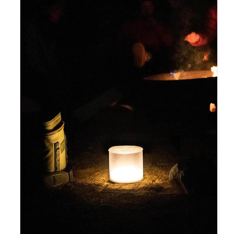 MPOWERD Luci® Base Solar Inflatable Lantern & Power Bank 9 MPOWERD Luci® Base Solar Inflatable Lantern & Power Bank - Image 9